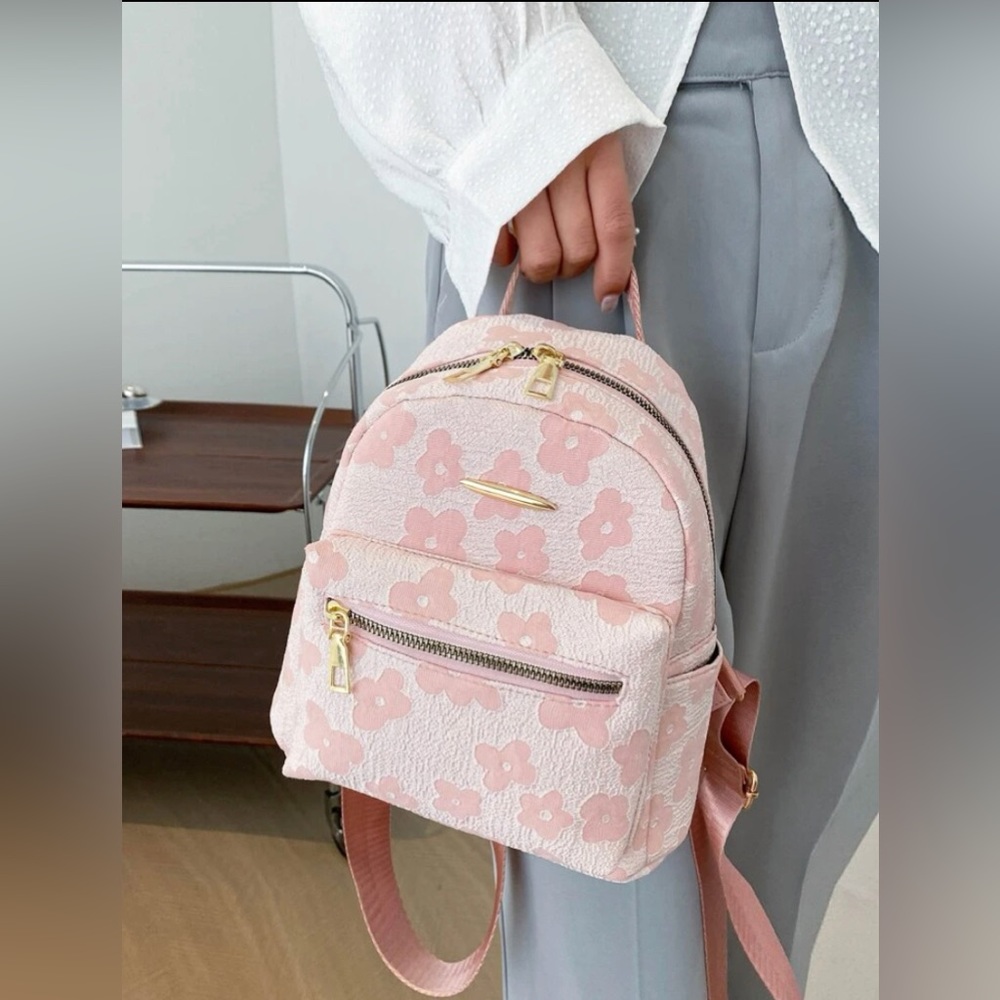 SOLD // ♠️ 2 for $10 Y2K style mini backpack 💗